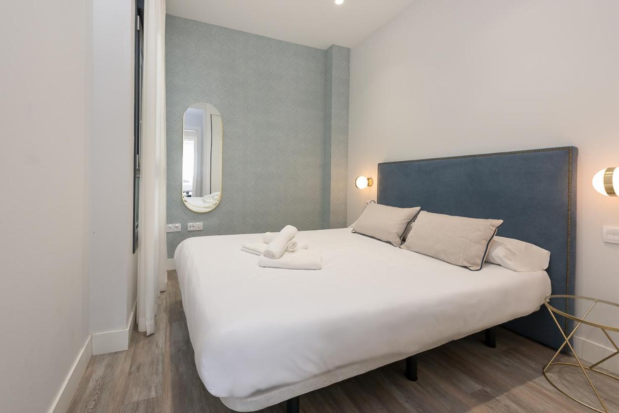 Livemálaga Alta Suite&Parking Esterno foto